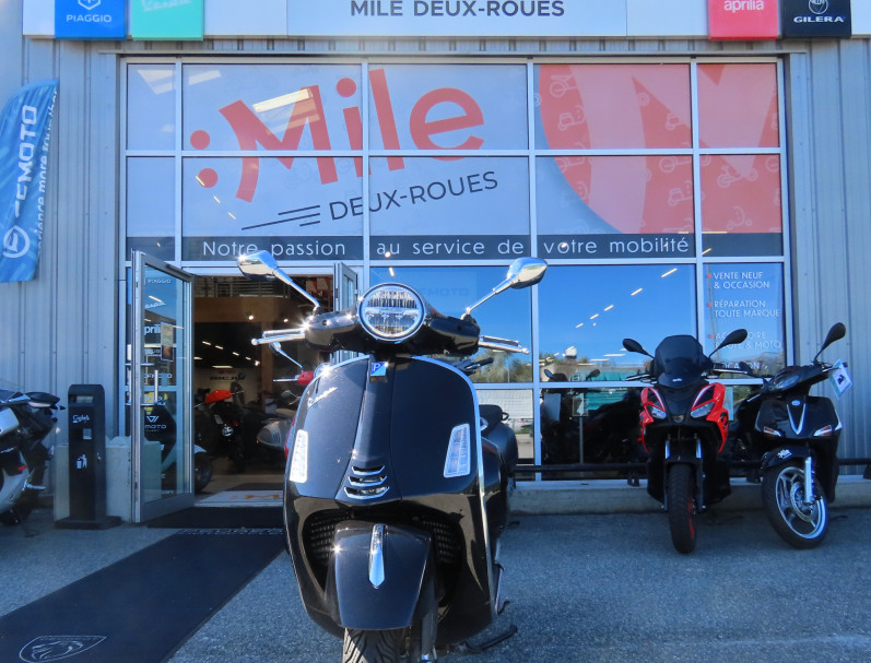 VESPA GTS 310 - Garantie 11/2026