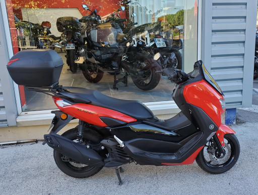 YAMAHA NMAX 125