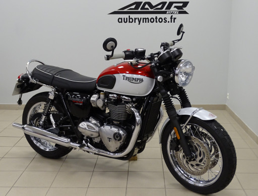 TRIUMPH BONNEVILLE T120 BUD EKINS