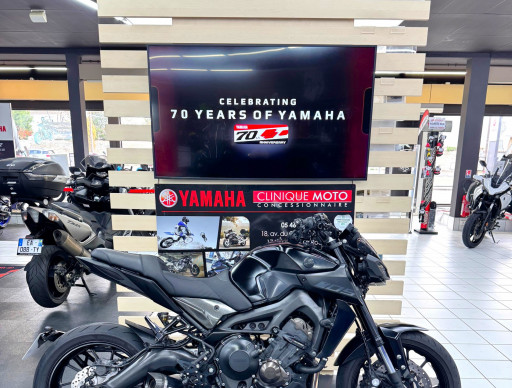 YAMAHA MT09 FULL OPTIONS GARANTIE 12 MOIS