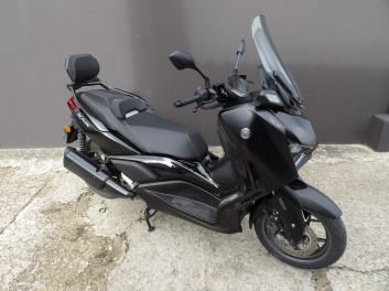 YAMAHA XMAX 300 Tech Max