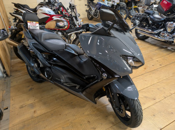 YAMAHA XP T-MAX 560 TECH MAX