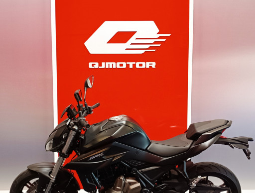 QJ MOTOR SRK 700