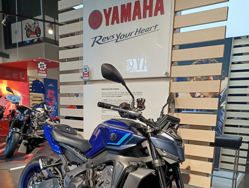 YAMAHA MT-09  Y-AMT