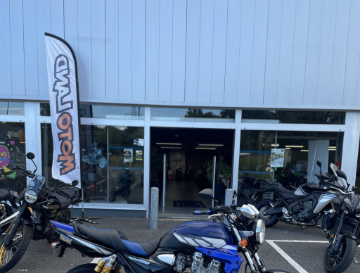 YAMAHA XJR 1300