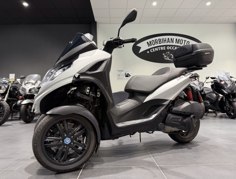PIAGGIO MP3 300 HPE ABS ASR / Garantie 