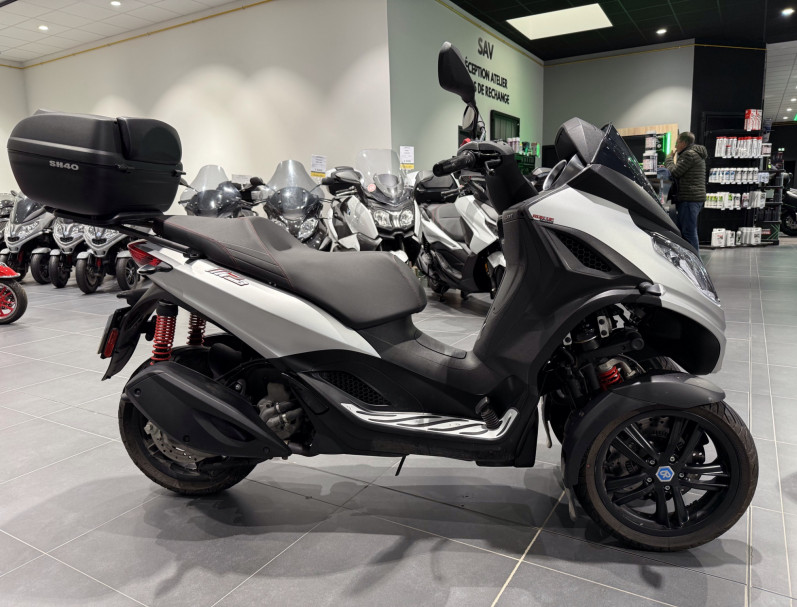 PIAGGIO MP3 300 HPE ABS ASR / Garantie 