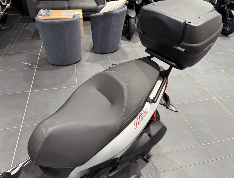 PIAGGIO MP3 300 HPE ABS ASR / Garantie 