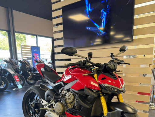 DUCATI STREETFIGHTER V4S