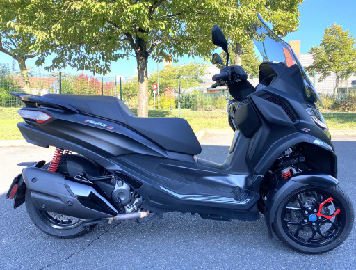 PIAGGIO MP3 400 RST SPORT