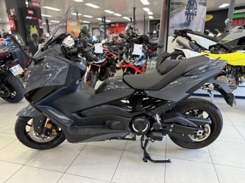 YAMAHA XP T-MAX 560 TECH MAX