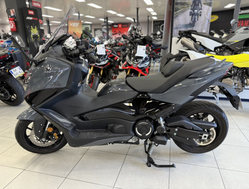 YAMAHA XP T-MAX 560 TECH MAX