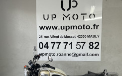 TRIUMPH Bonneville T100 