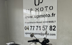 TRIUMPH Bonneville T100 