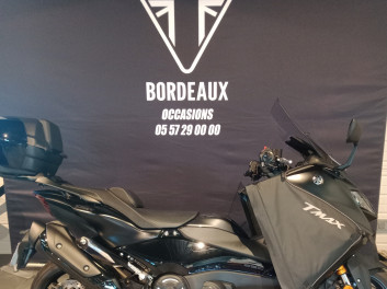 YAMAHA XP T-MAX 560 TECH MAX 1 ere Main