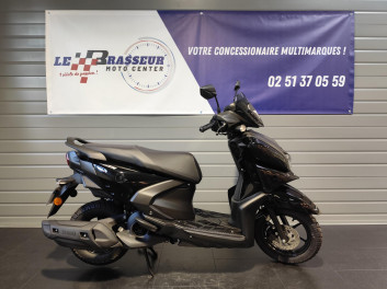 YAMAHA RayZR 125