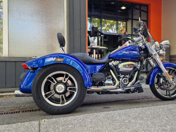 HARLEY-DAVIDSON TRIKE FREEWHEELER 1745