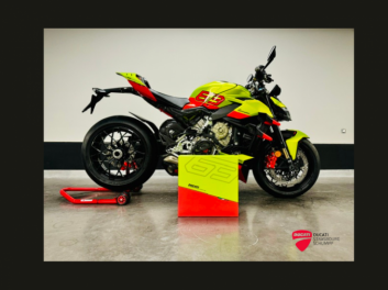 DUCATI STREETFIGHTER V4 LAMBORGHINI N° 379/630