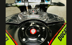DUCATI STREETFIGHTER V4 LAMBORGHINI N° 379/630