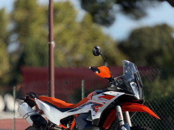 KTM 890 ADVENTURE R 2025 