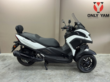 YAMAHA TRICITY 300