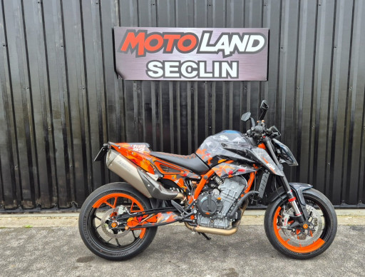 KTM 890 DUKE R