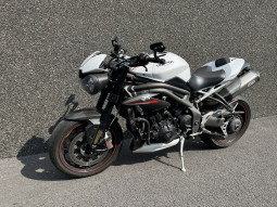 TRIUMPH SPEED TRIPLE 1050 RS