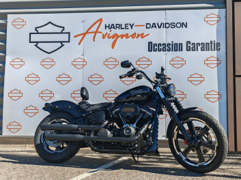 HARLEY-DAVIDSON SOFTAIL STREET BOB 1745