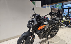 KTM 990 DUKE