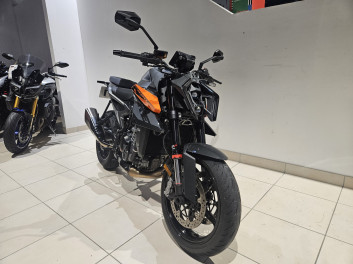 KTM 990 DUKE