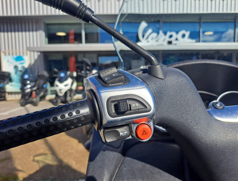 PIAGGIO MP3 400 LT