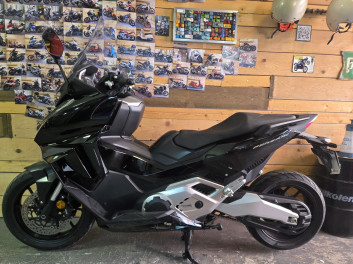 HONDA NSS FORZA 750 Garantie constructeur 