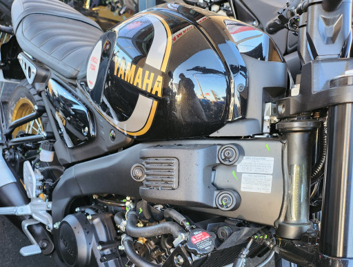 YAMAHA XSR 125 full black