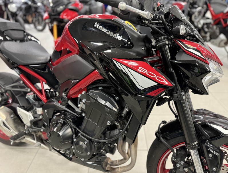 KAWASAKI Z 900