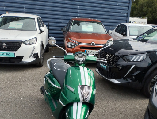 SCOOTER PEUGEOT DJANGO  50cc 4t neuf