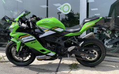 KAWASAKI ZX-4RR
