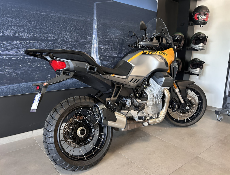 MOTO GUZZI STELVIO E5+
