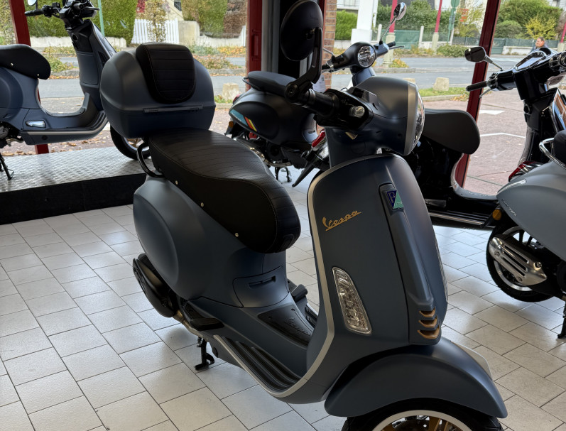 VESPA PRIMAVERA 125 officina 8