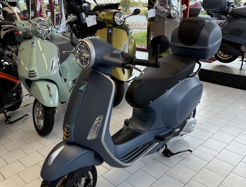 VESPA PRIMAVERA 125 officina 8