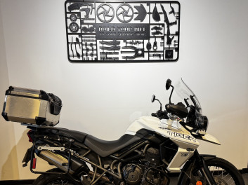 TRIUMPH TIGER 800 XCA