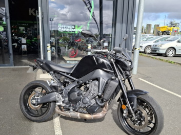 YAMAHA MT-09