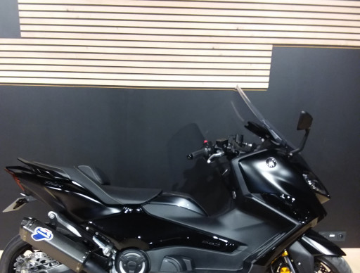 T-MAX 560 TECH MAX