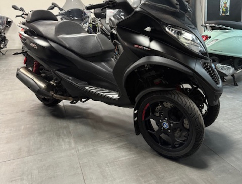 PIAGGIO MP3 500 HPE SPORT ADVANCED ABS ASR