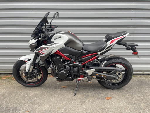 KAWASAKI Z 900