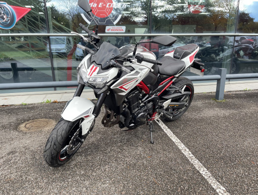 KAWASAKI Z 900