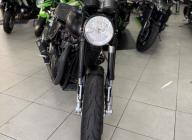 TRIUMPH THRUXTON 1200 R