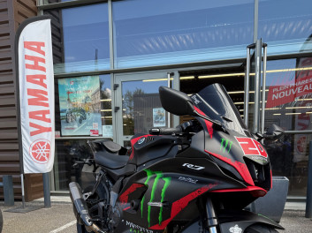 YAMAHA R7 REPLICA MOTO GP 