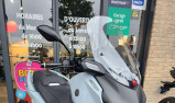 YAMAHA XMAX 125 TECH MAX CERAMIC GREY 2025