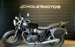 TRIUMPH STREET TWIN 900 A2