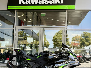 KAWASAKI ZX-6R 